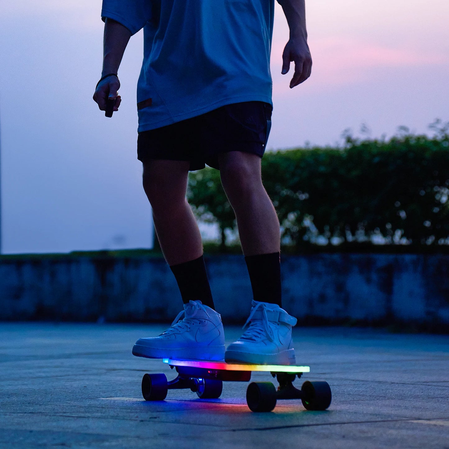 Isinwheel V6 Pro Electric Skateboard 25.3V 4.5Ah Battery 500W Motor 74*51MM Four wheels E-skateboard E-scooter
