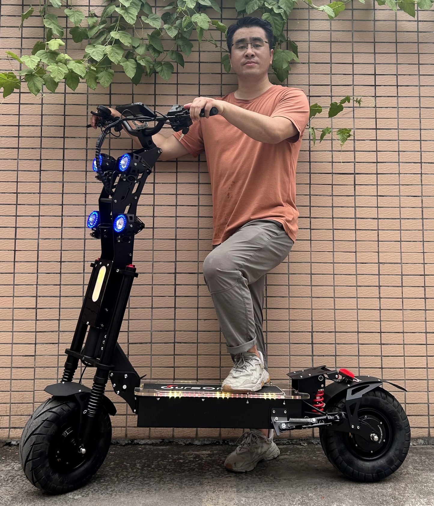 X13 inch 10000W Dual Motor 72V40Ah 60V50Ah Battery Electric Scooter Max Speed 120km/h Range 120km LCD Display Foldable Escooter