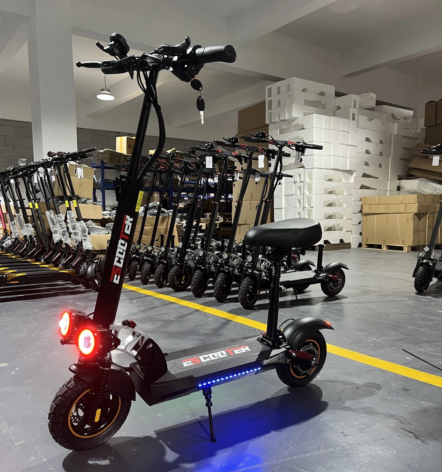 L10 PRO EU USA Warehouse Adult Electric Scooter 48v 16Ah Escooter Kick Scooter Lightweight Long Range 35-55km Scooters 800w